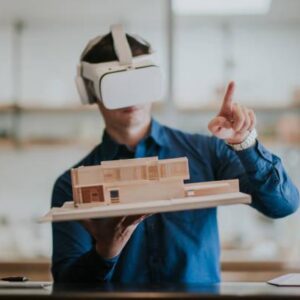Virtual Reality (VR)